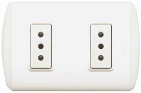 Enchufe doble  10A 250V